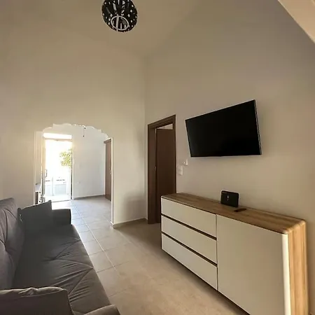 Kira's House Rhodes Town *