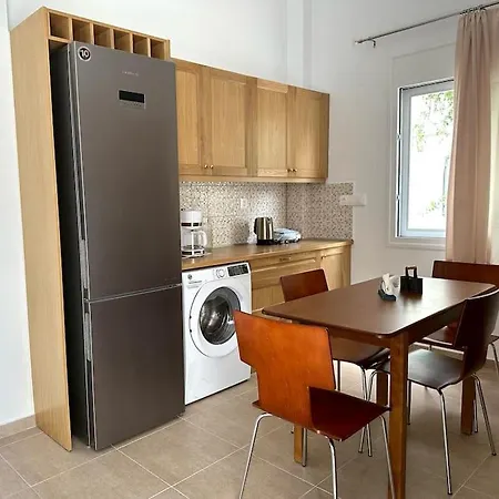 Kira's House Rhodes Town Apartment